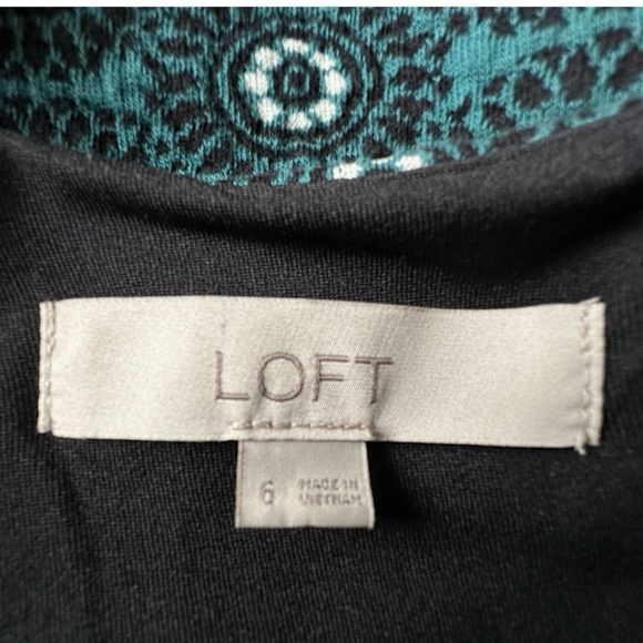LOFT | NWOT TEXTURED KNIT GREEN & BLACK RETRO PRINT DRESS FIT & FLARE | SIZE: 6 - Picture 9 of 9